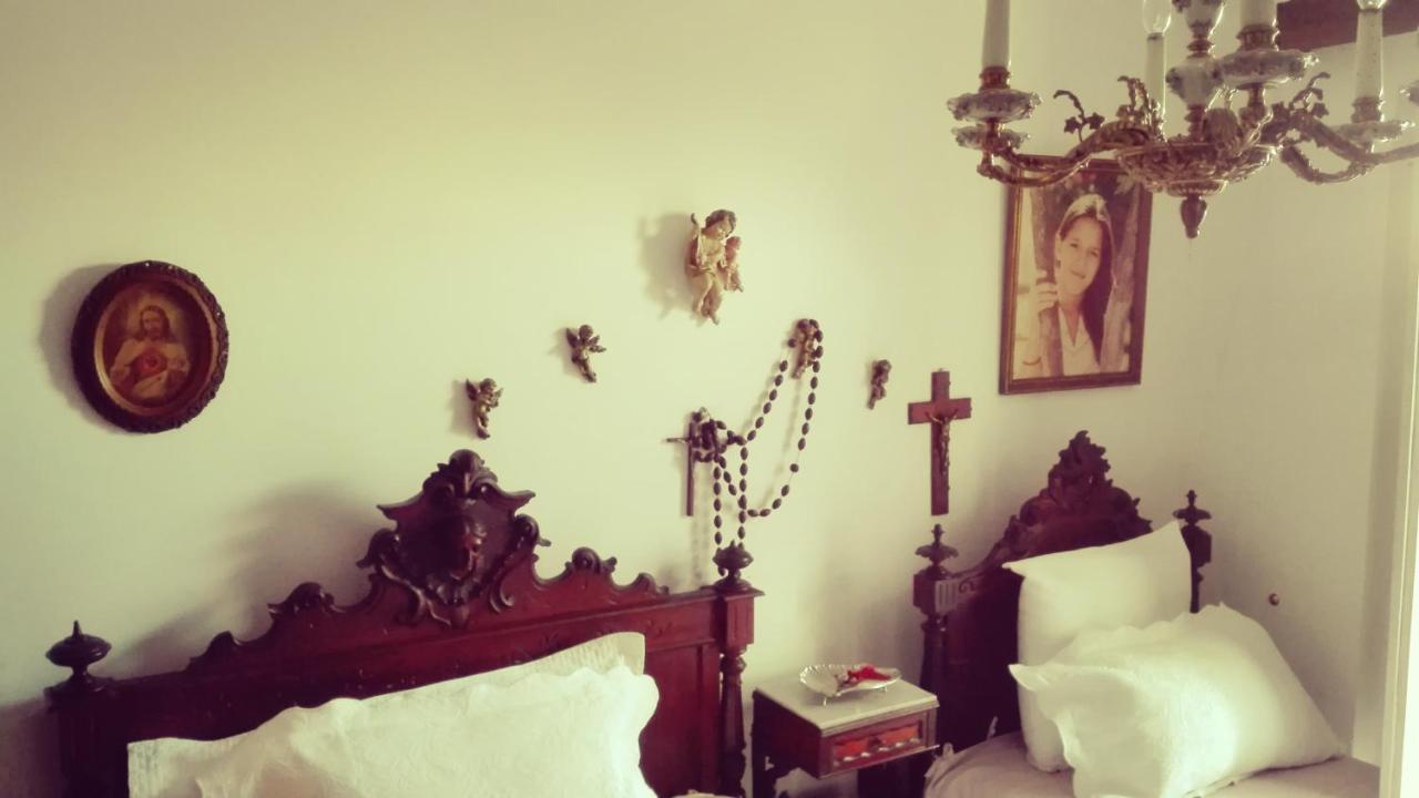 Solar N.S. Aires Apartment กอสตา ดา กาปาริกา ภายนอก รูปภาพ